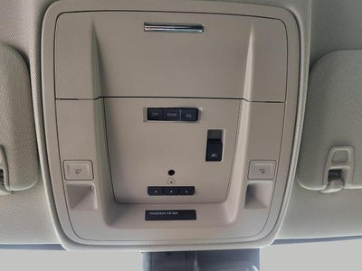 2018 Chevrolet Silverado 1500 4WD Crew Cab 143.5 High Country