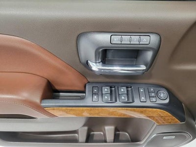2018 Chevrolet Silverado 1500 4WD Crew Cab 143.5 High Country