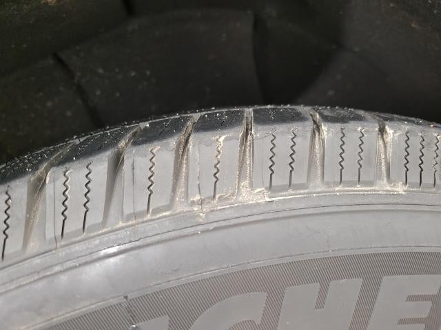 2018 Chevrolet Silverado 1500 4WD Crew Cab 143.5 High Country