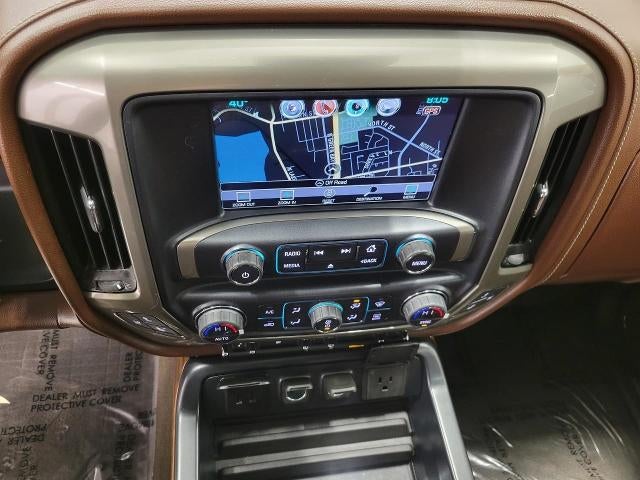 2018 Chevrolet Silverado 1500 4WD Crew Cab 143.5 High Country