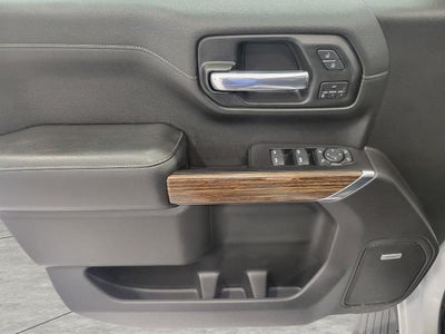 2019 Chevrolet Silverado 1500 4WD Crew Cab 147 High Country