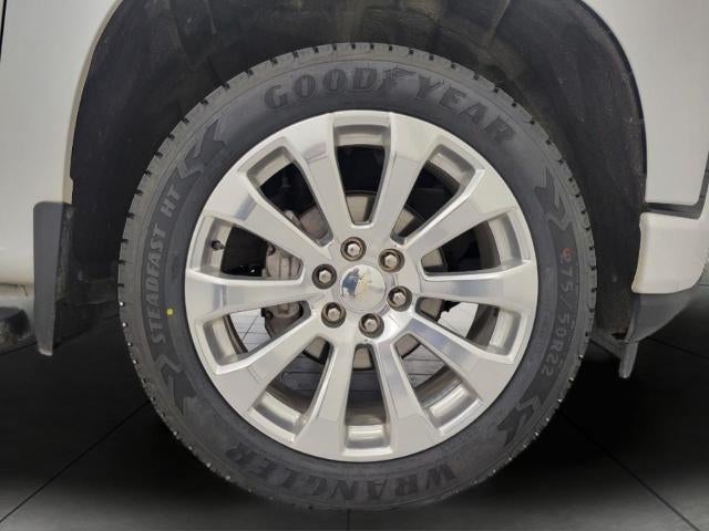 2019 Chevrolet Silverado 1500 4WD Crew Cab 147 High Country