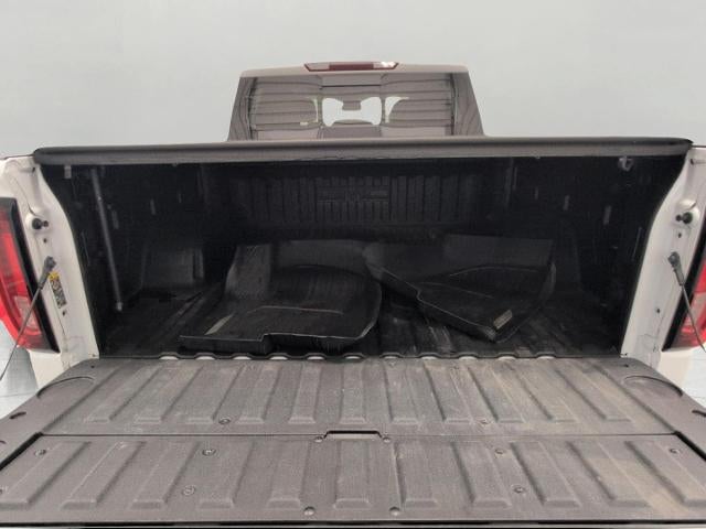 2024 GMC Sierra 1500 4WD Crew Cab 147 SLT
