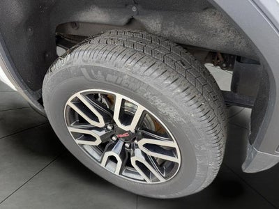 2022 GMC Sierra 1500 4WD Crew Cab 147 AT4