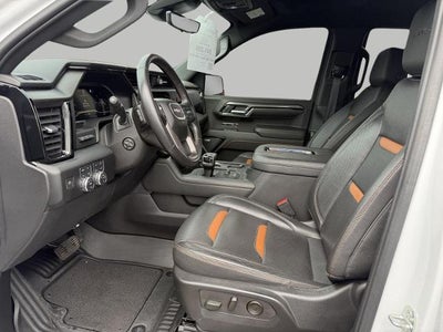 2022 GMC Sierra 1500 4WD Crew Cab 147 AT4
