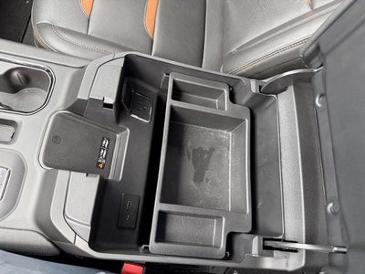 2022 GMC Sierra 1500 4WD Crew Cab 147 AT4