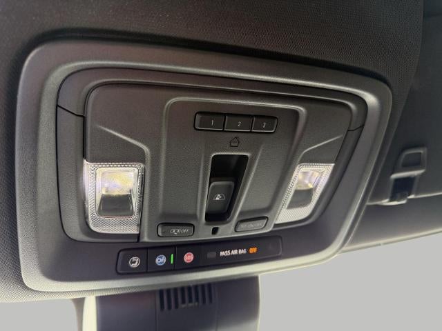 2022 GMC Sierra 1500 4WD Crew Cab 147 AT4