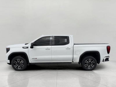 2022 GMC Sierra 1500 4WD Crew Cab 147 AT4