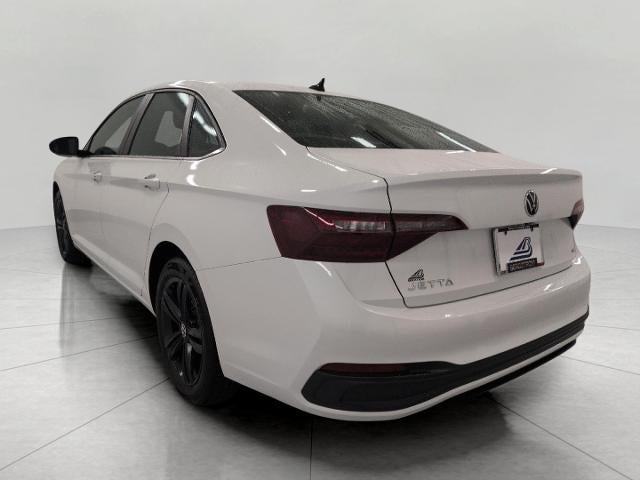2023 Volkswagen Jetta SE Auto