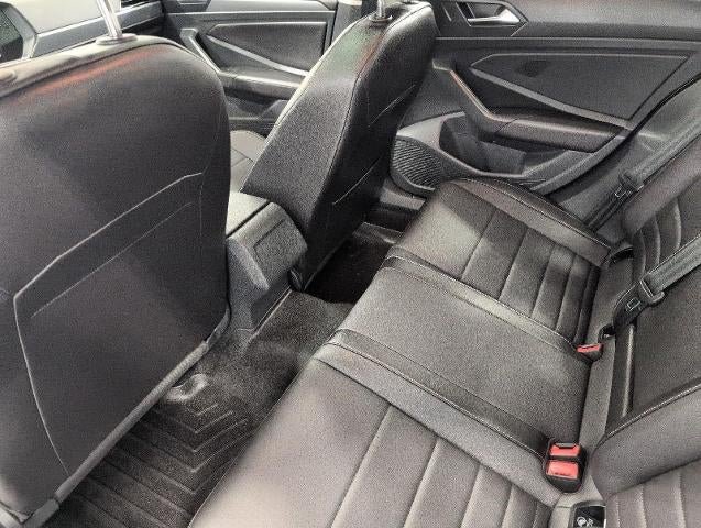 2023 Volkswagen Jetta SE Auto