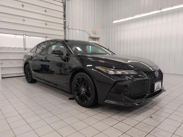 2022 Toyota Avalon Hybrid XSE Nightshade FWD