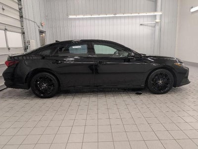 2022 Toyota Avalon Hybrid XSE Nightshade FWD