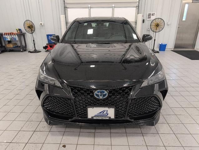 2022 Toyota Avalon Hybrid XSE Nightshade FWD