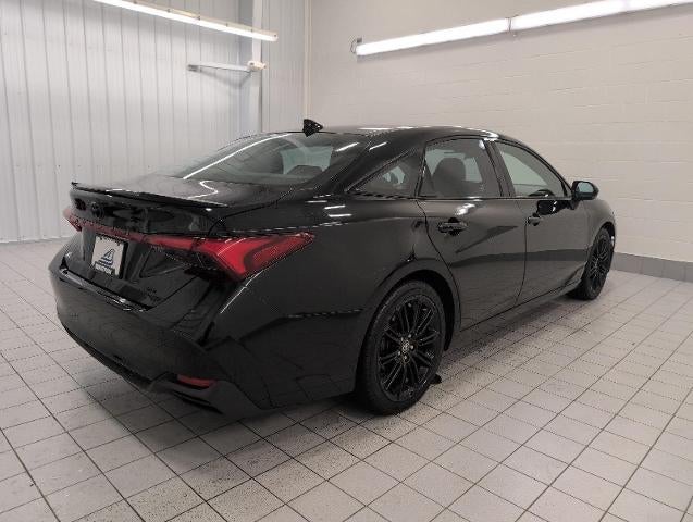2022 Toyota Avalon Hybrid XSE Nightshade FWD