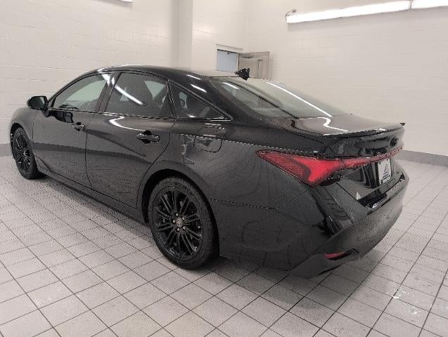 2022 Toyota Avalon Hybrid XSE Nightshade FWD