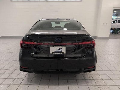 2022 Toyota Avalon Hybrid XSE Nightshade FWD