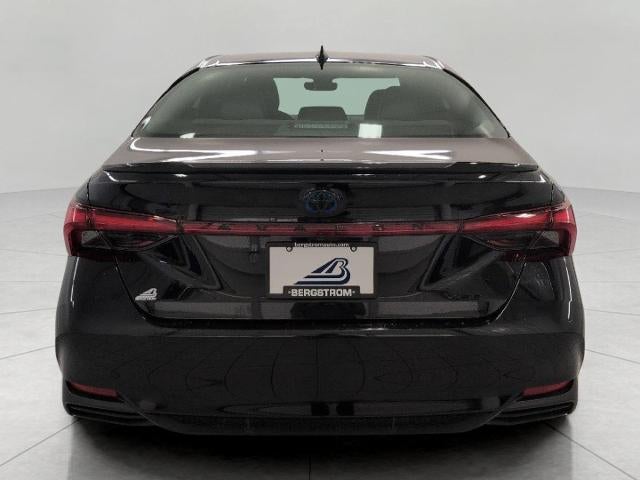 2022 Toyota Avalon Hybrid XSE Nightshade FWD