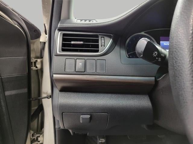 2016 Toyota Camry 4dr Sdn I4 Auto LE