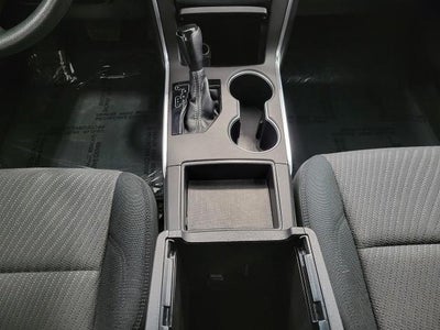 2016 Toyota Camry 4dr Sdn I4 Auto LE