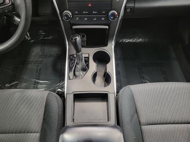 2016 Toyota Camry 4dr Sdn I4 Auto LE