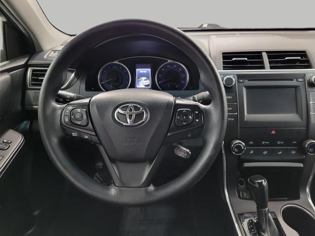 2016 Toyota Camry 4dr Sdn I4 Auto LE