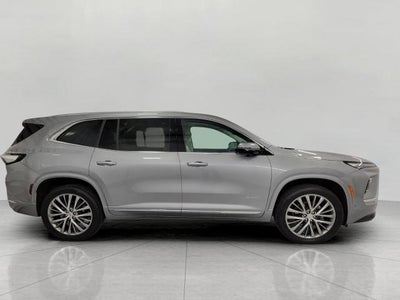 2025 Buick Enclave 4dr Avenir