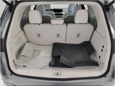 2025 Buick Enclave 4dr Avenir