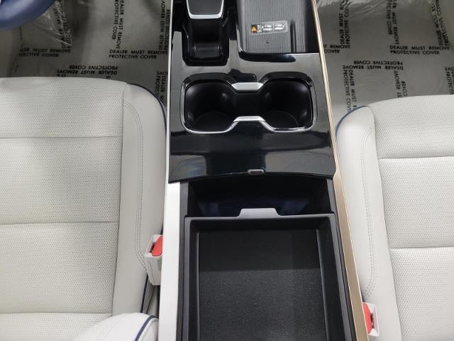2025 Buick Enclave 4dr Avenir