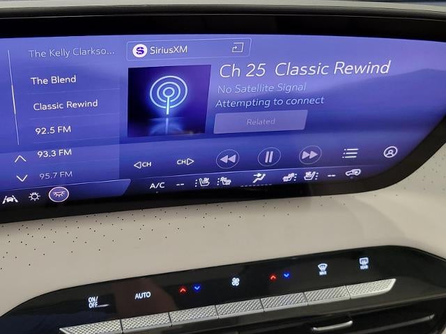 2025 Buick Enclave 4dr Avenir