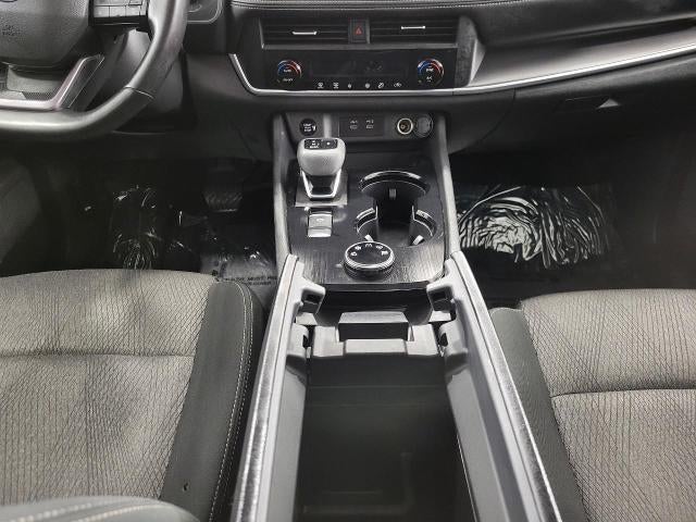 2025 Nissan Rogue AWD SV