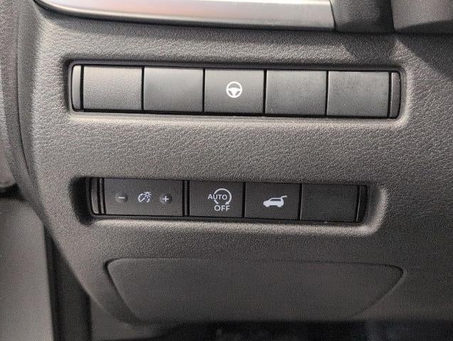 2025 Nissan Rogue AWD SV