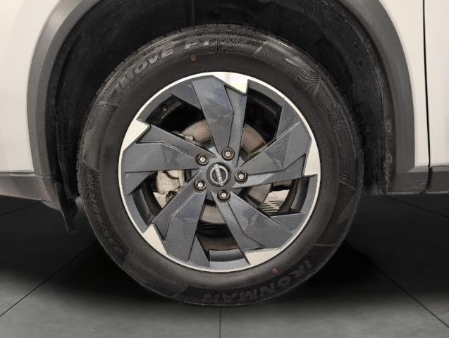 2025 Nissan Rogue AWD SV