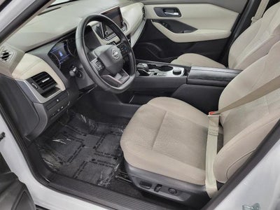 2025 Nissan Rogue AWD SV