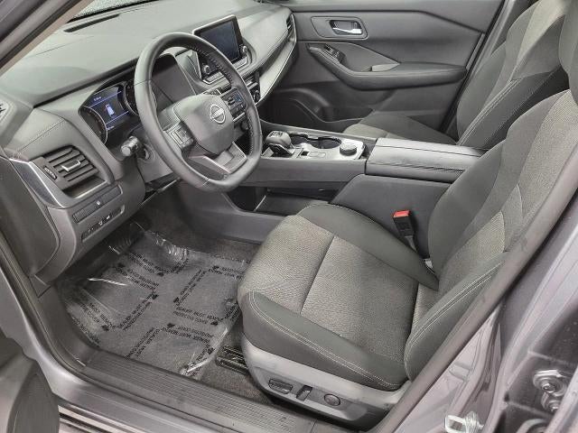 2025 Nissan Rogue AWD SV