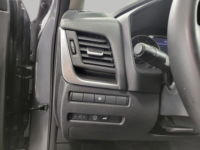 2025 Nissan Rogue AWD SV