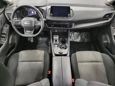 2025 Nissan Rogue AWD SV