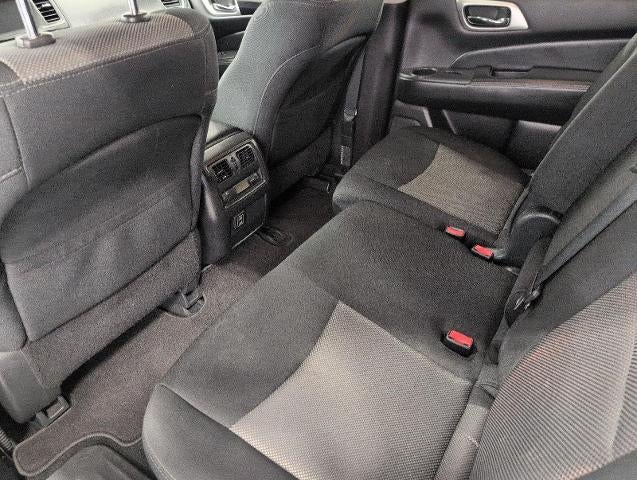 2018 Nissan Pathfinder 4x4 SV