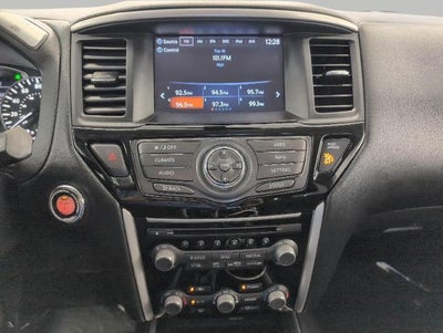 2018 Nissan Pathfinder 4x4 SV