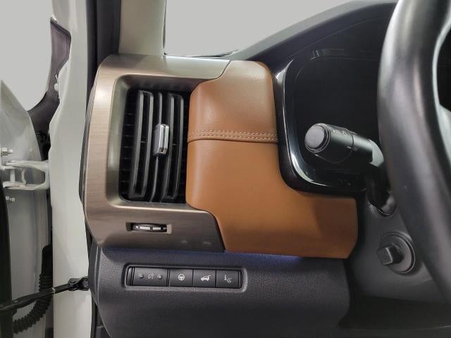 2023 Nissan Pathfinder Platinum 4WD