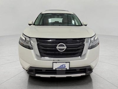 2023 Nissan Pathfinder Platinum 4WD
