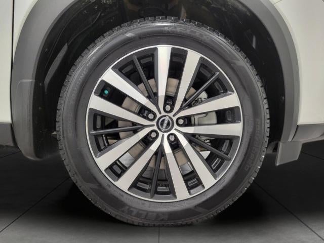 2023 Nissan Pathfinder Platinum 4WD