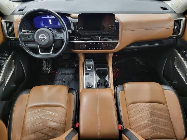 2023 Nissan Pathfinder Platinum 4WD