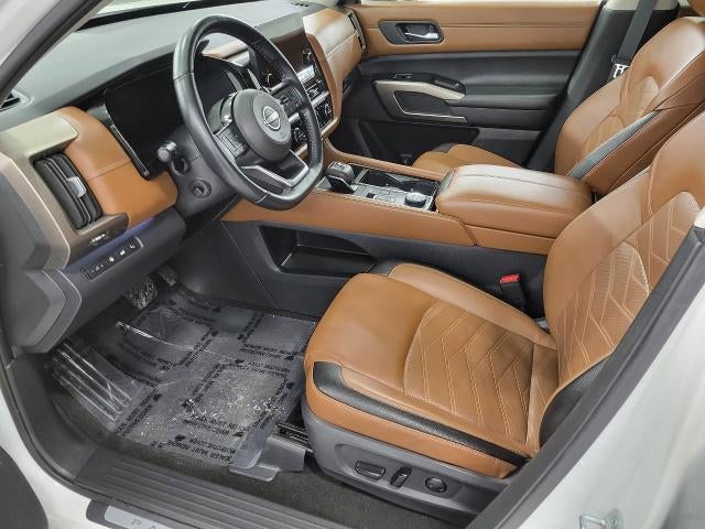 2023 Nissan Pathfinder Platinum 4WD
