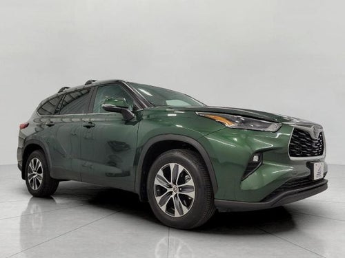 2023 Toyota Highlander XLE AWD