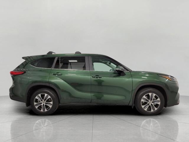 2023 Toyota Highlander XLE AWD