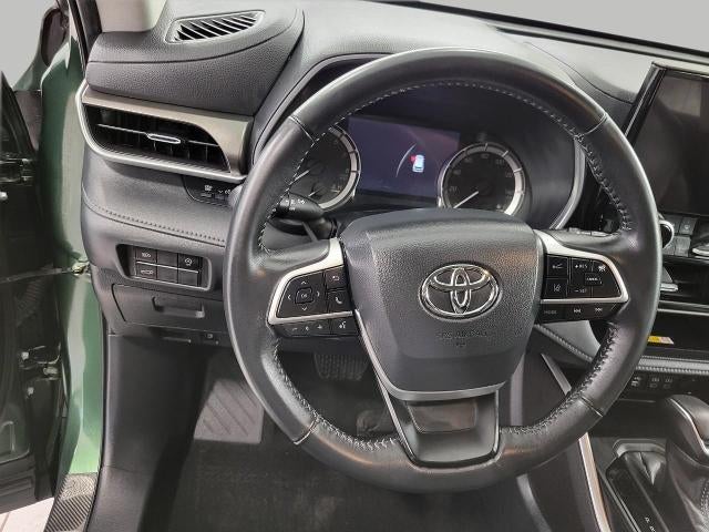 2023 Toyota Highlander XLE AWD