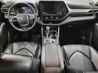 2023 Toyota Highlander XLE AWD