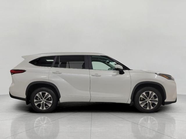 2023 Toyota Highlander XLE AWD