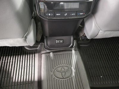 2023 Toyota Highlander XLE AWD
