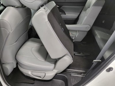 2023 Toyota Highlander XLE AWD